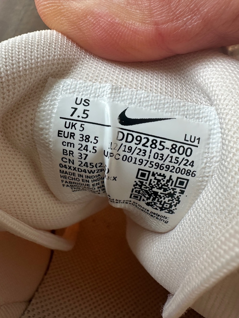 Nike Air Max Bella TR 5 Women’s Training Shoes Size 7.5 - Picture 4 of 9